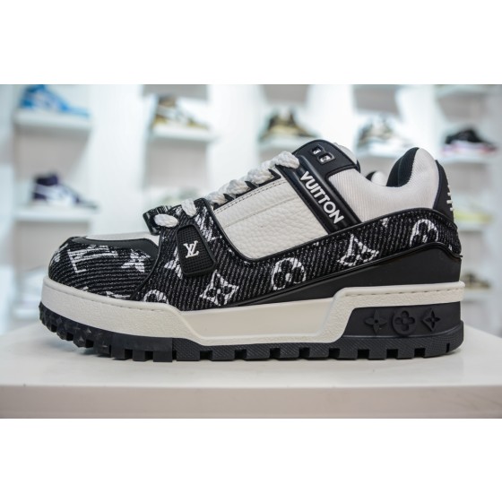 Louis Vuitton Trainer Maxi, Embossed Print, Black & White, 1ACXAQ